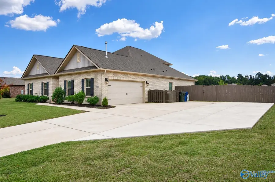 140 Tango Drive, Meridianville, AL 35759 - #2