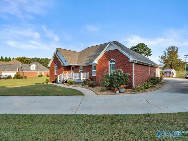 24991 Blossom Lane, Athens, AL 35613