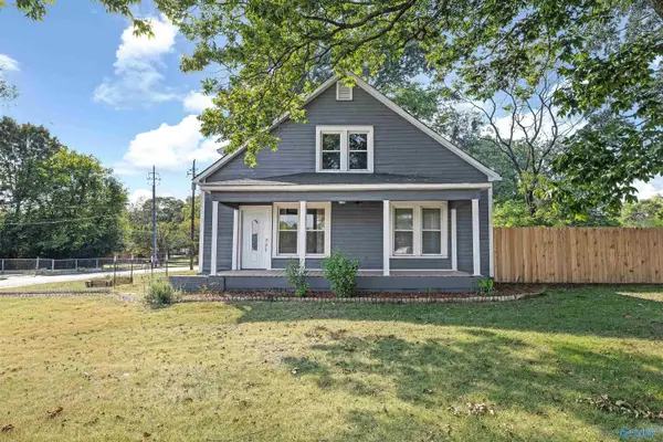 201 Day Street, Hartselle, AL 35640