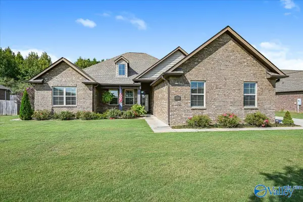 1107 Flatts Trace, Cullman, AL 35055