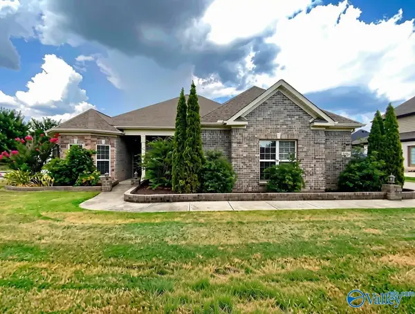 126 Creekrock Drive, Madison, AL 35756