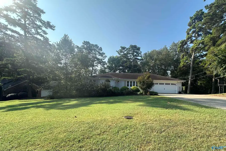 162 Azalea Drive, Gadsden, AL 35901 - #2