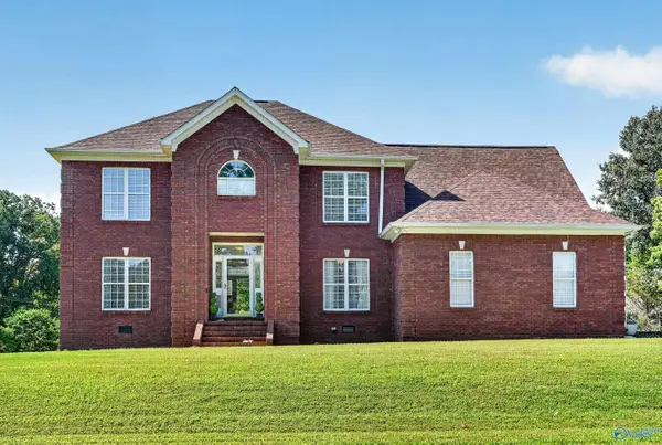 142 Hazelwood Lane, Florence, AL 35634