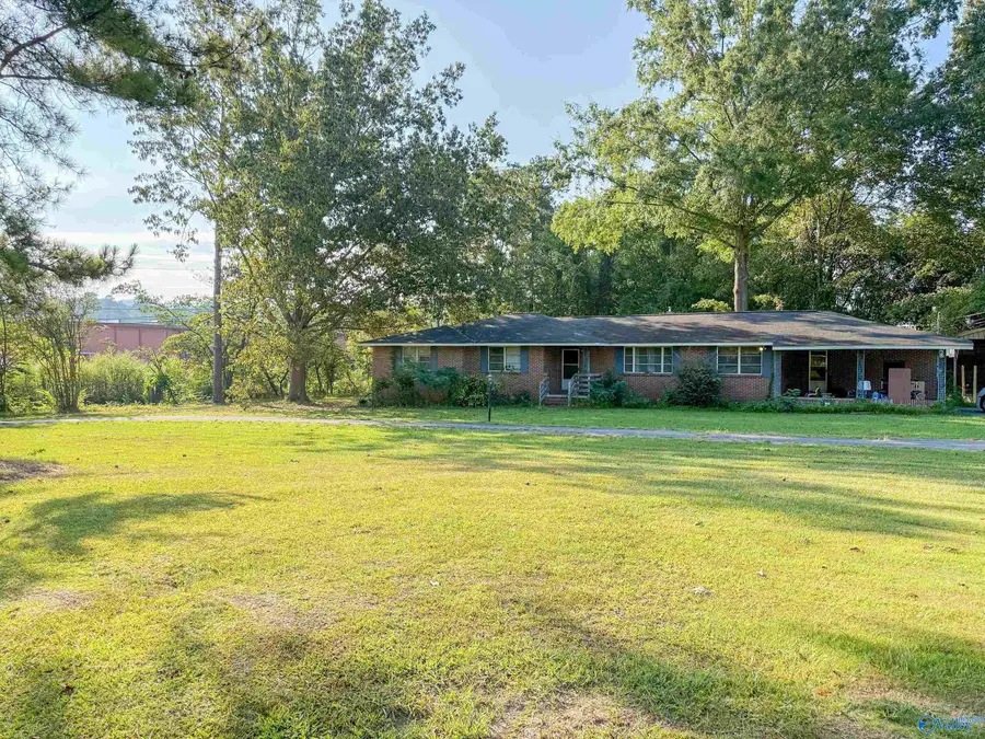3304 Wilson Avenue, Rainbow City, AL 35906 - #2