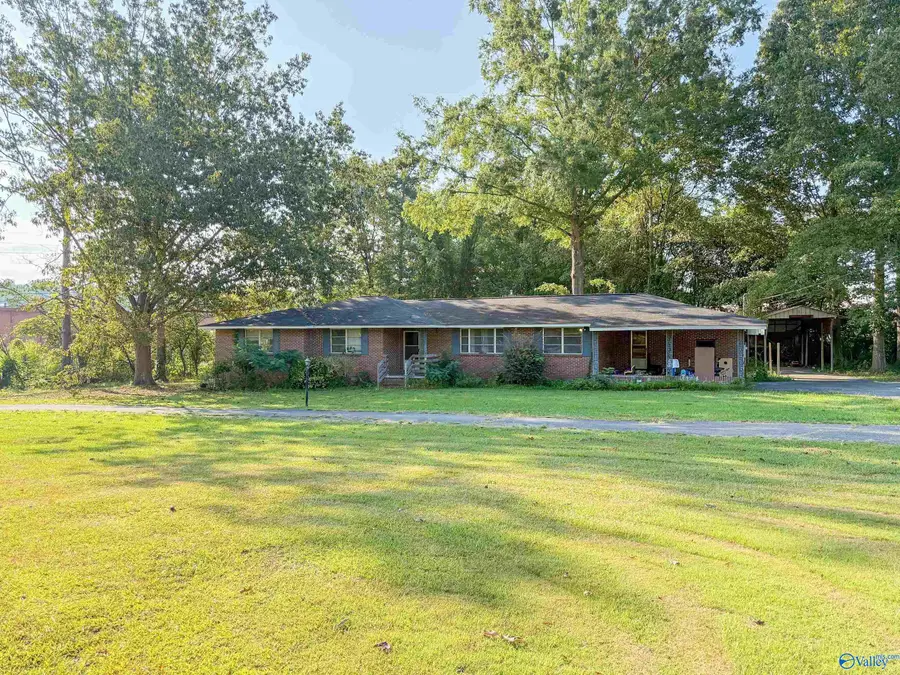 3304 Wilson Avenue, Rainbow City, AL 35906 - #3