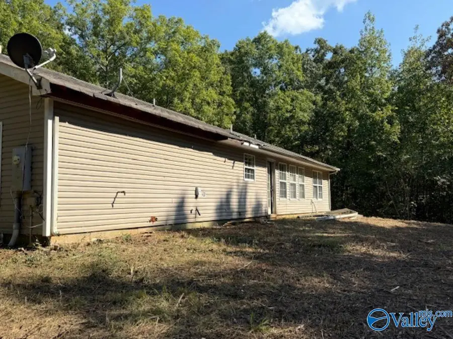 522 Wallace Drive, Hartselle, AL 35640 - #3