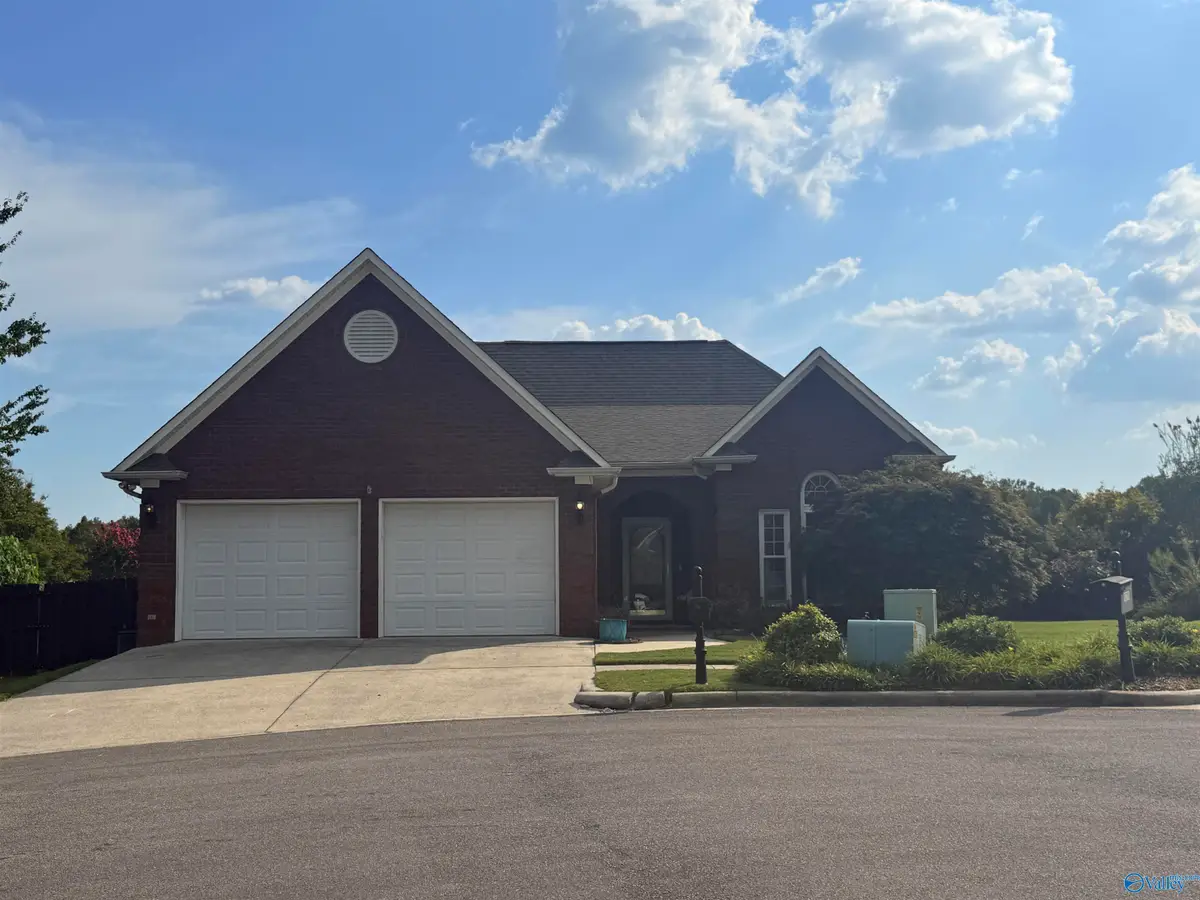 124 Dorset Circle, Arab, AL 35016 - #1