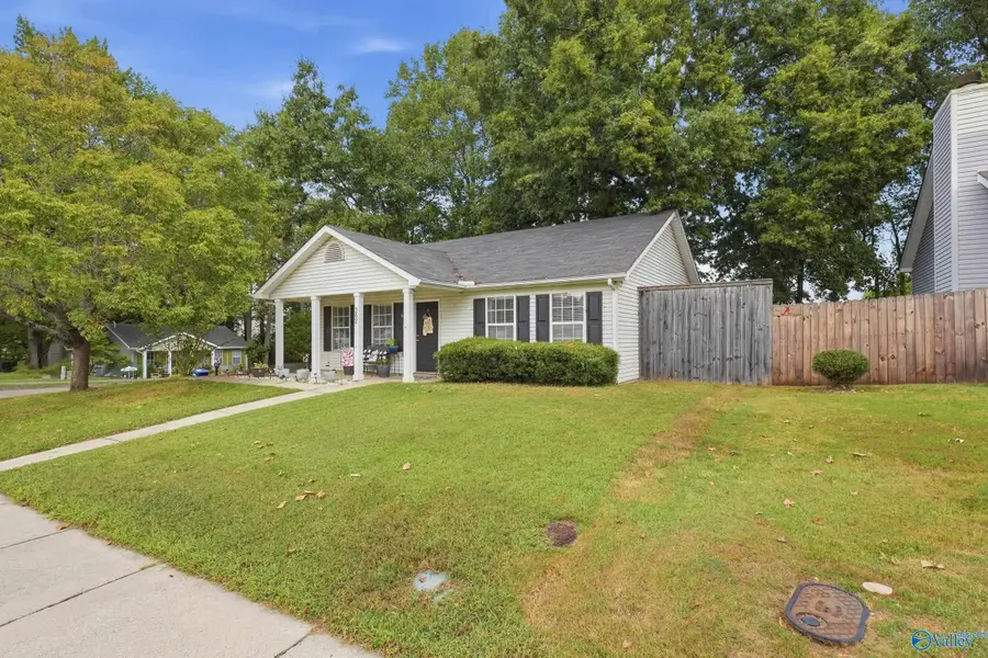 262 Mountain Creek Drive, Madison, AL 35757 - #2