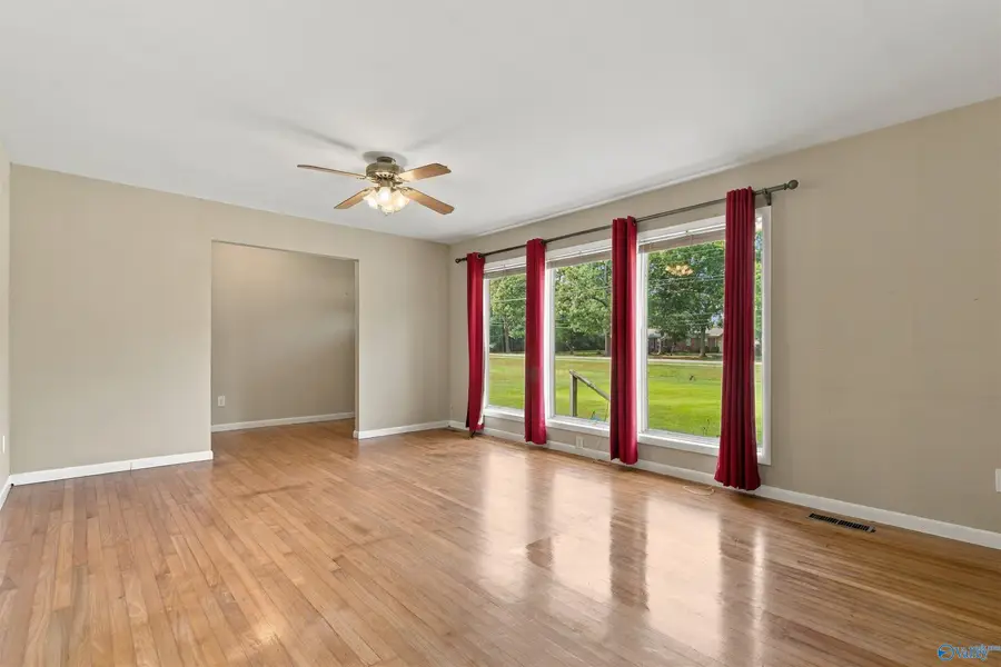 1405 W Washington Street, Athens, AL 35611 - #2