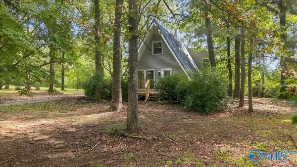 182 County Road 1839, Arab, AL 35016
