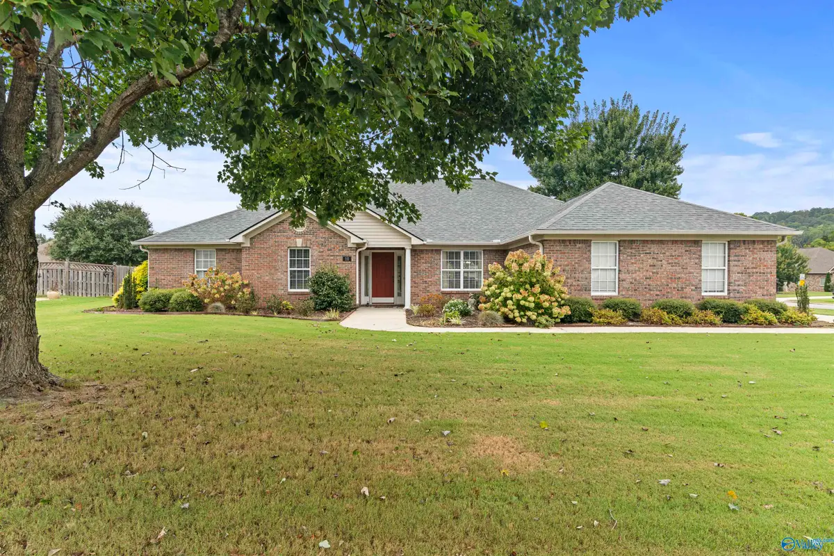 10 Corwin Drive, Decatur, AL 35603 - #1