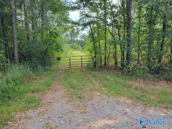 500 County Road 1079, Vinemont, AL 35179