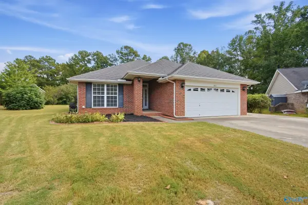 203 Silver Breeze Court, Harvest, AL 35749