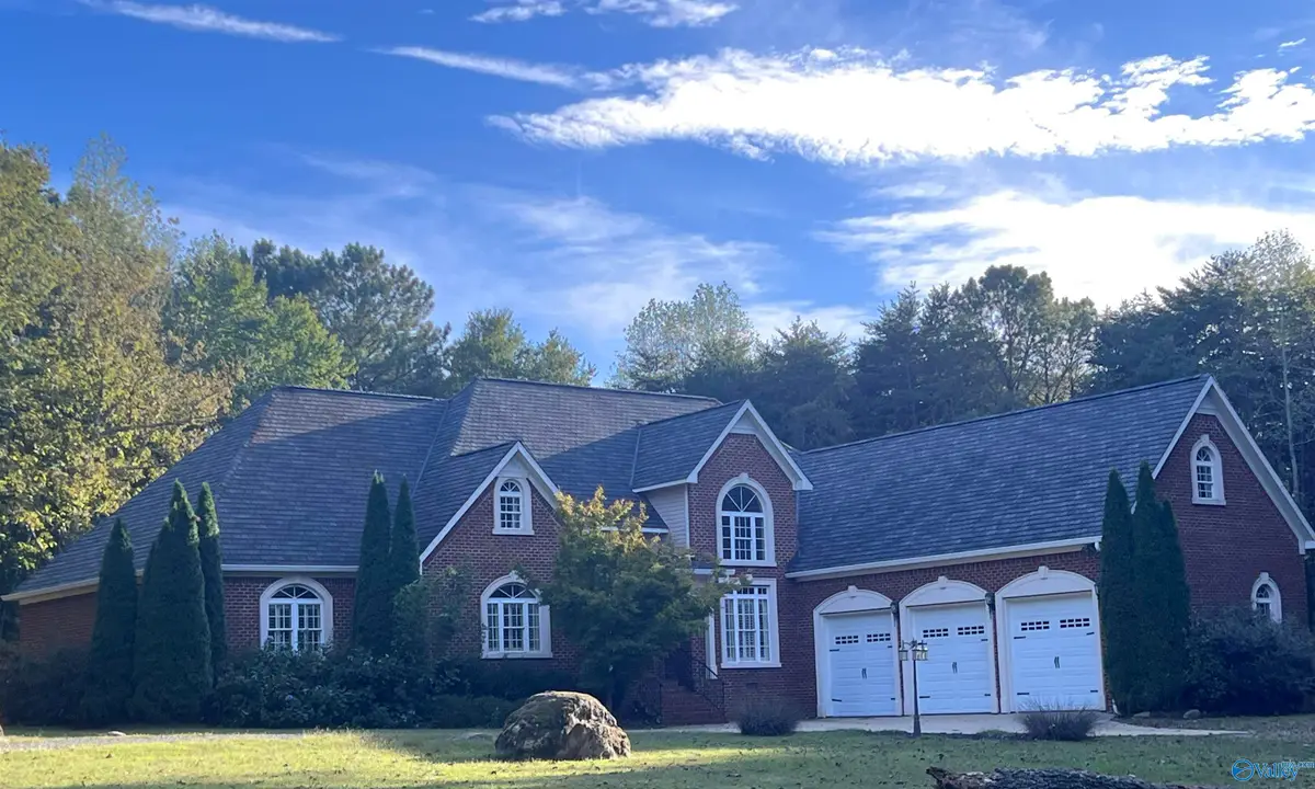 415 Fruit Farm Road E, Fort Payne, AL 35967 - #1