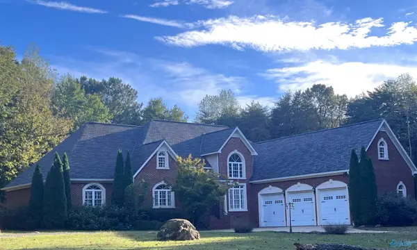 415 Fruit Farm Road E, Fort Payne, AL 35967
