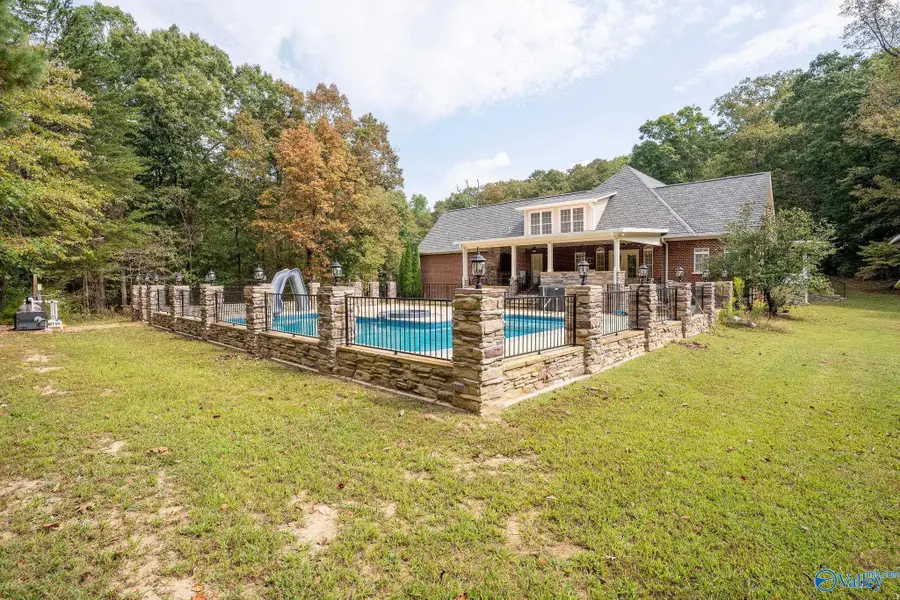 415 Fruit Farm Road E, Fort Payne, AL 35967 - #3