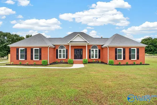 208 Round Top Drive, Harvest, AL 35749