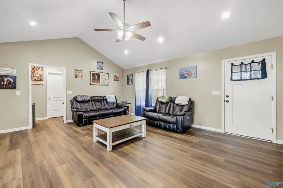 80 Peaceful Drive, Rainsville, AL 35986 - #3