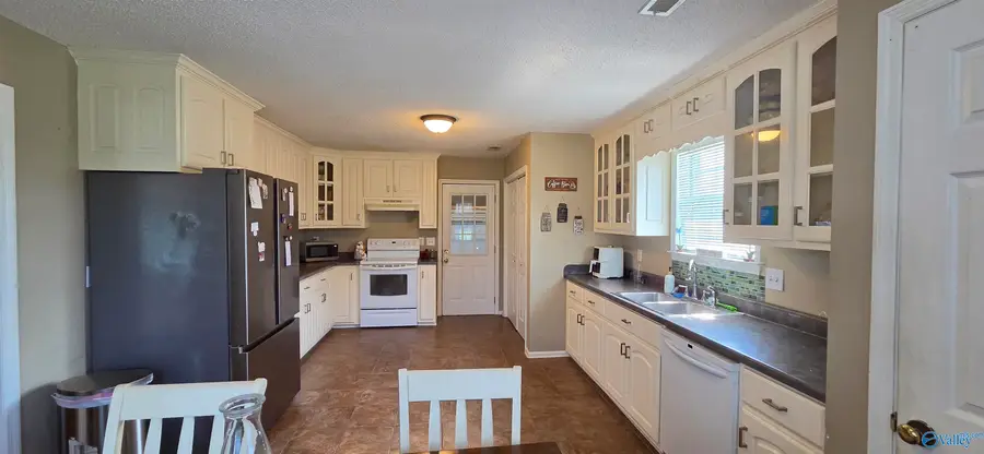 188 City Park Road, New Hope, AL 35760 - #2