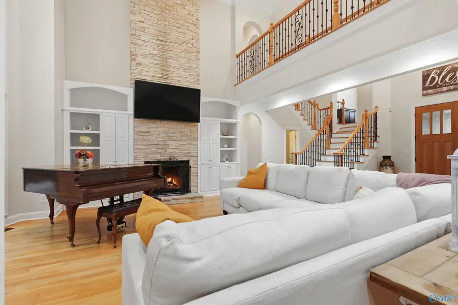 3117 Longshadow Way Se, Owens Cross Roads, AL 35763 - #3