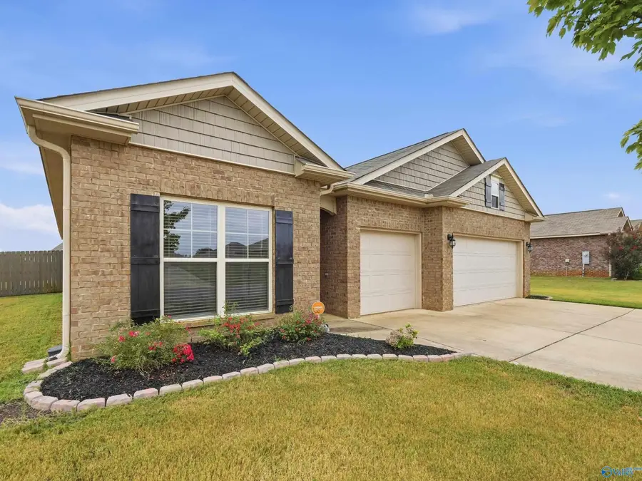 108 Creek Ridge Drive, Meridianville, AL 35759 - #3