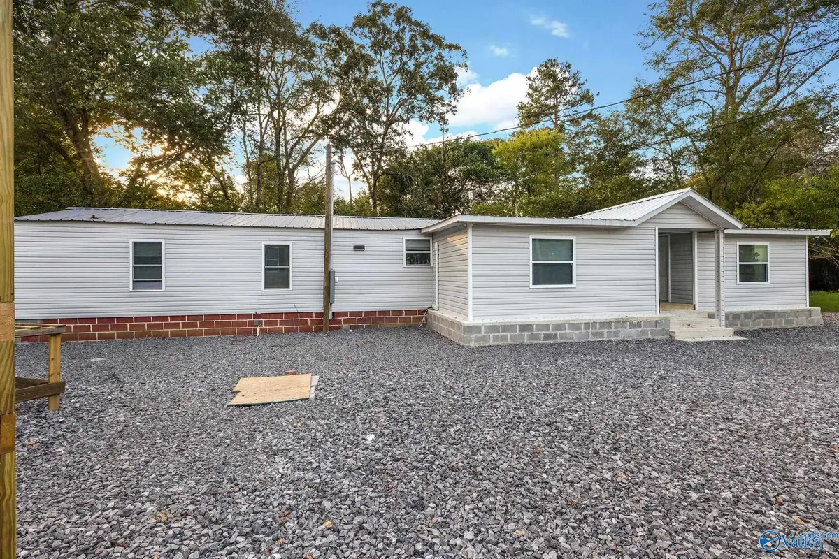 265 Robin Drive, Albertville, AL 35950 - #1