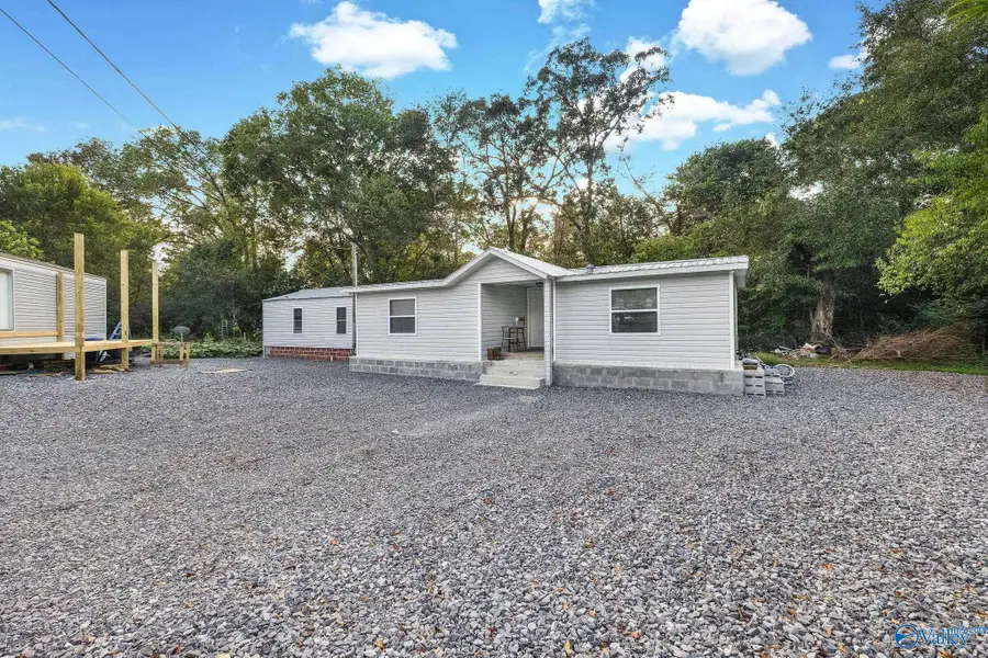265 Robin Drive, Albertville, AL 35950 - #3