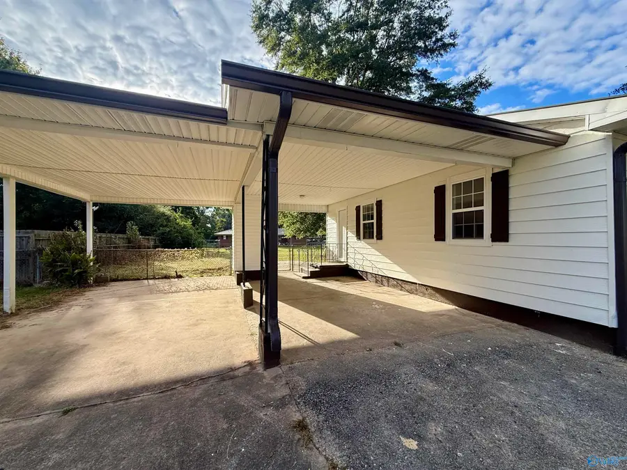 908 Brown Street, Boaz, AL 35957 - #2