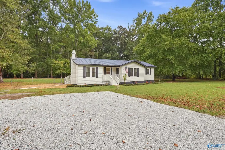 345 Hoover Circle, Toney, AL 35773 - #2