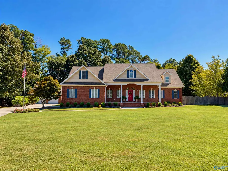 1102 Vines Drive, Hartselle, AL 35640 - #2