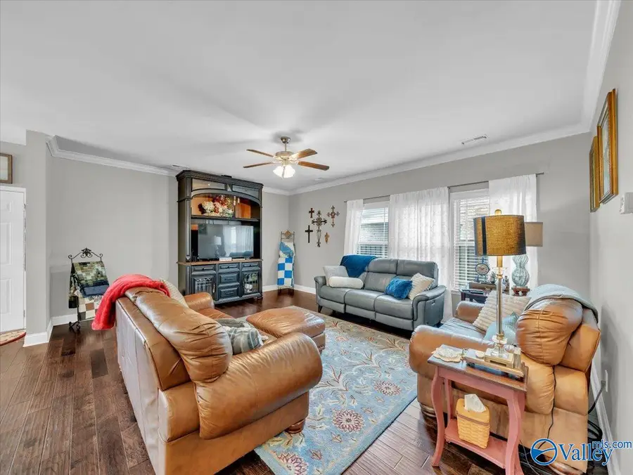 7 Sudworth Drive Sw, Huntsville, AL 35824 - #3