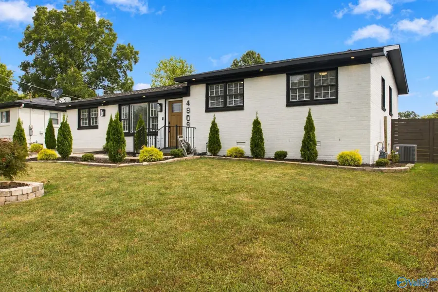 4809 Lumary Drive Nw, Huntsville, AL 35810 - #3