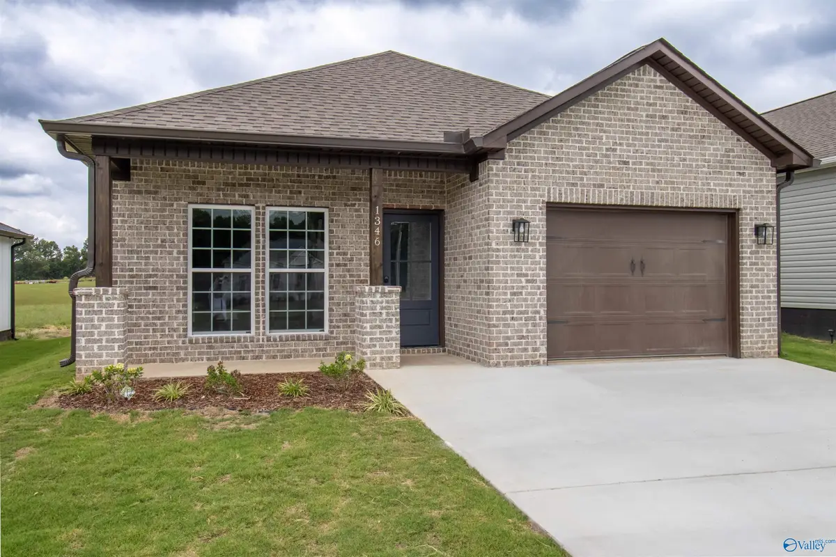 1346 County Road 617, Hanceville, AL 35077 - #1