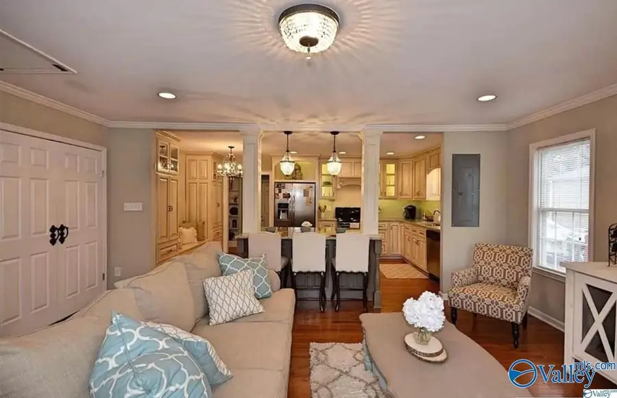 2719 Thornton Circle, Huntsville, AL 35801 - #3