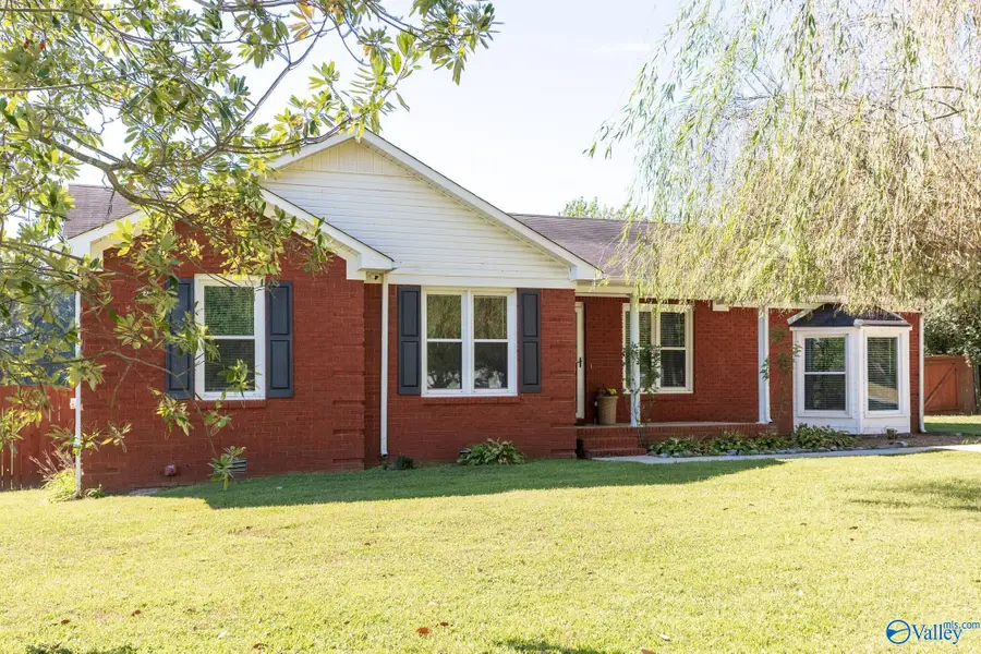 3742 Elkwood Section Road, Toney, AL 35773 - #3