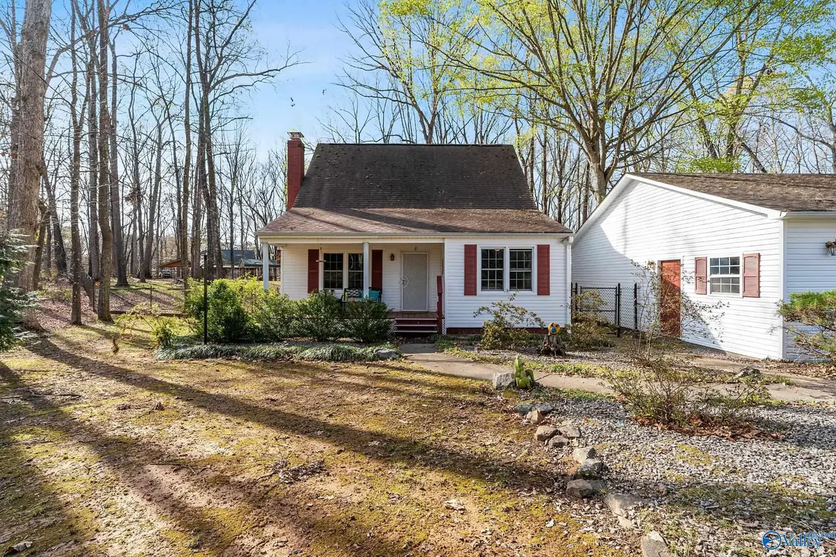 16715 Sandy Lane, Athens, AL 35613 - #1