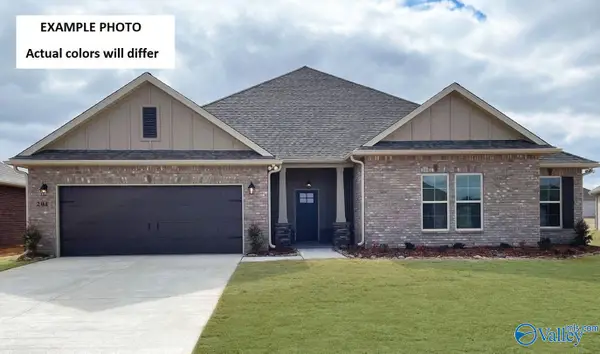 123 Dolf Leaf Lane, Huntsville, AL 35811