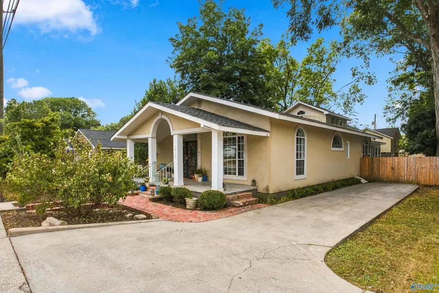 1412 Oakwood Avenue Ne, Huntsville, AL 35811 - #3