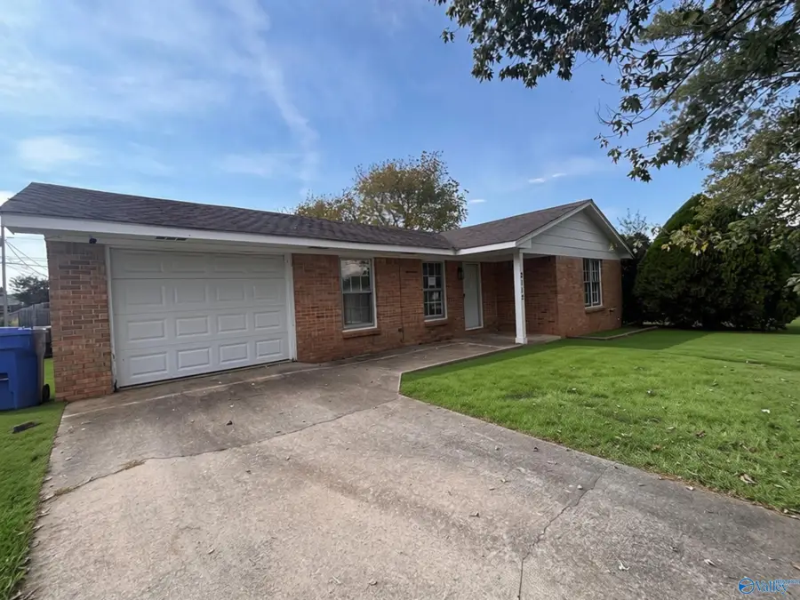 2112 Hines Street, Athens, AL 35611 - #2