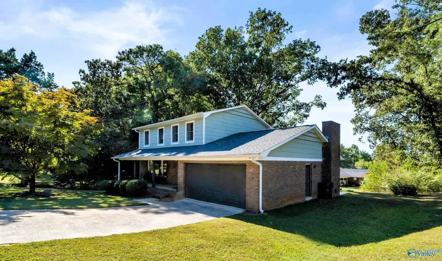 3012 Edgewood Drive, Scottsboro, AL 35769 - #3