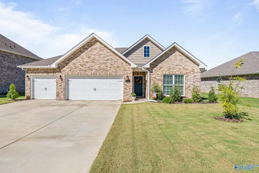 9238 Current Way Se, Owens Cross Roads, AL 35763 - #2