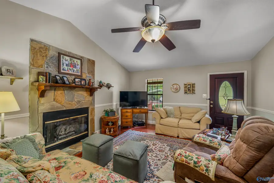 11364 Alabama Highway 117, Valley Head, AL 35989 - #2