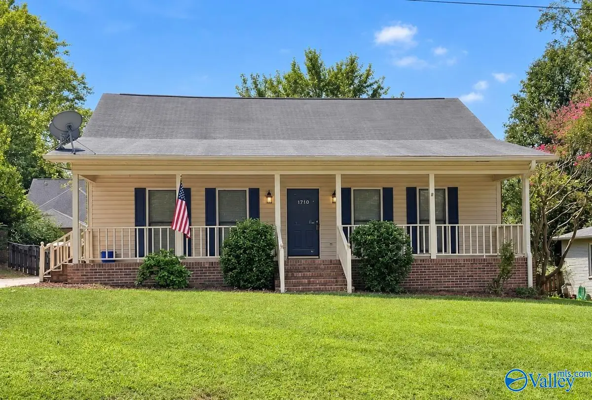 1710 Mccullough Avenue Ne, Huntsville, AL 35801 - #1