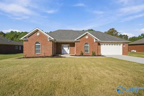 112 Archered Way, New Market, AL 35761