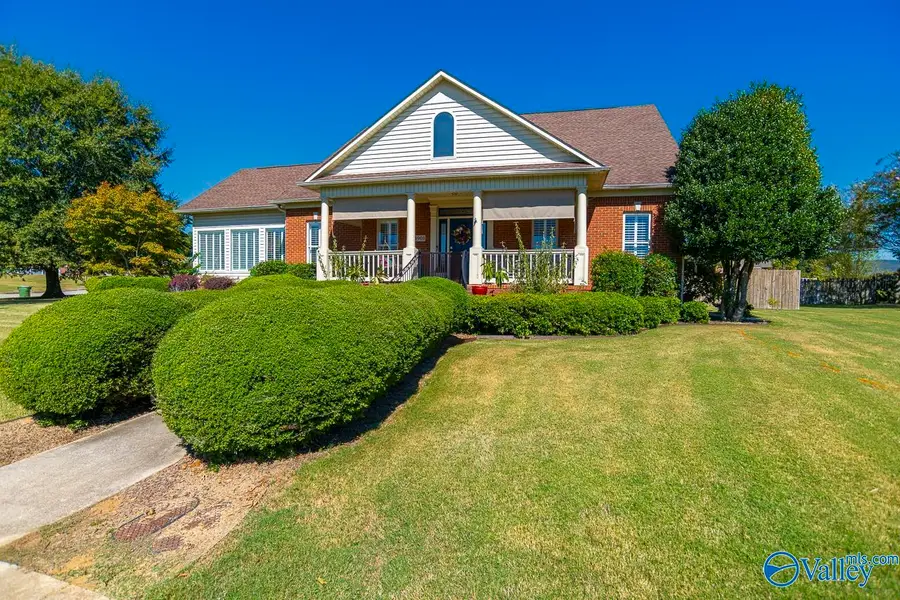 4901 Saddle Ridge Drive, Owens Cross Roads, AL 35763 - #2