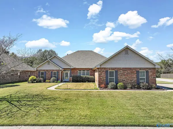 2516 Caldwell Park Court, Owens Cross Roads, AL 35763