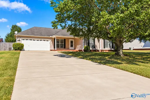 119 Turtle Ridge Drive, New Market, AL 35761