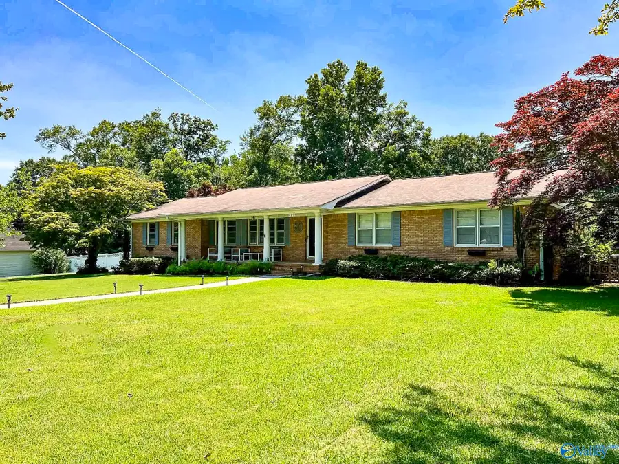 409 4th Street Ne, Arab, AL 35016 - #3