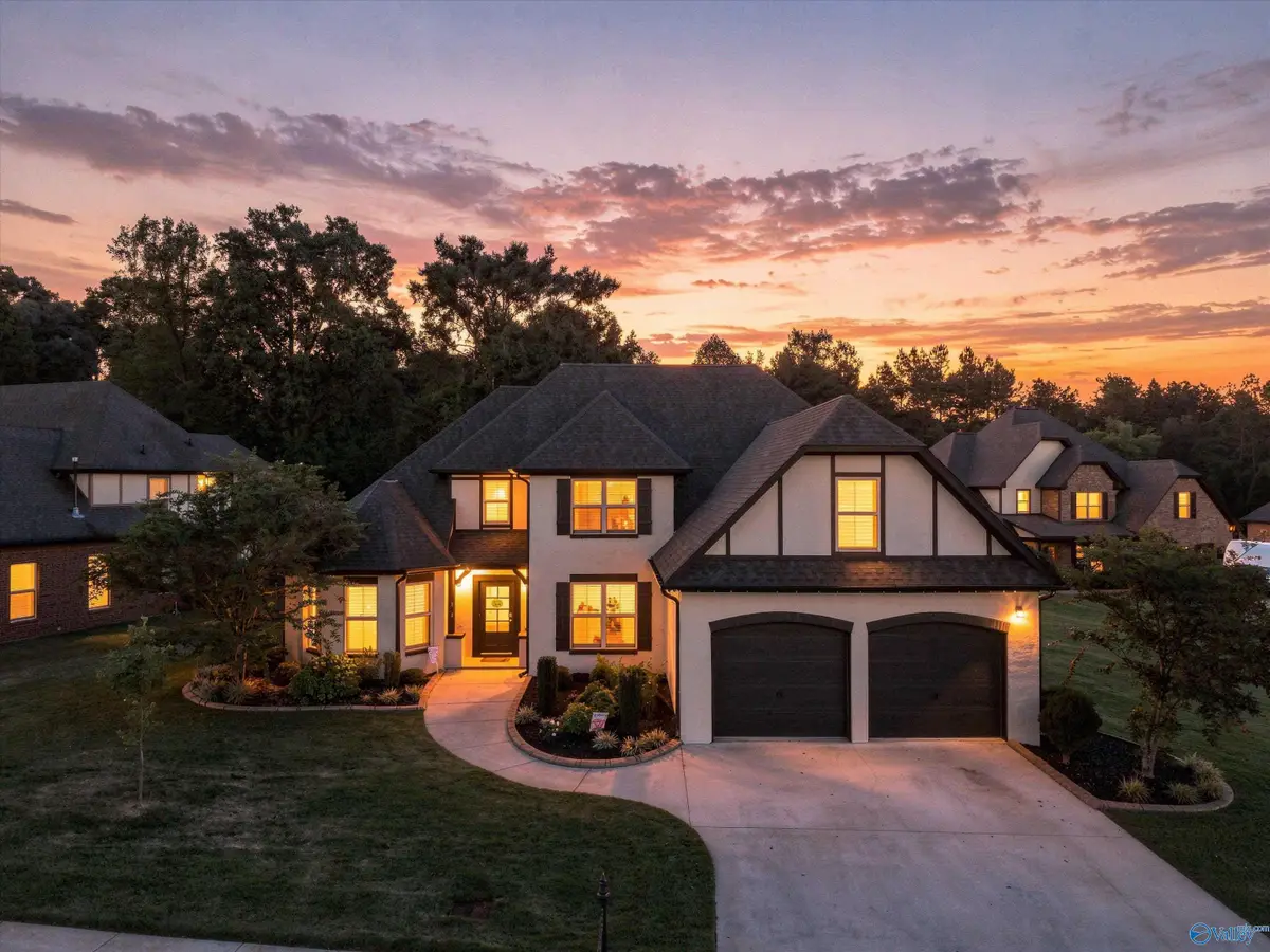 123 Windridge Way, Huntsville, AL 35824 - #1