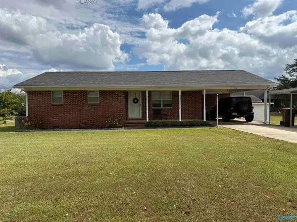 106 Sanders Road, Hartselle, AL 35640